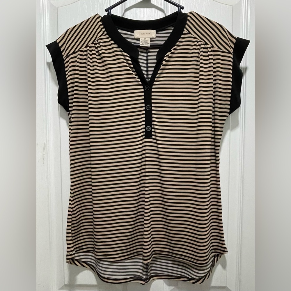 Women’s blouse